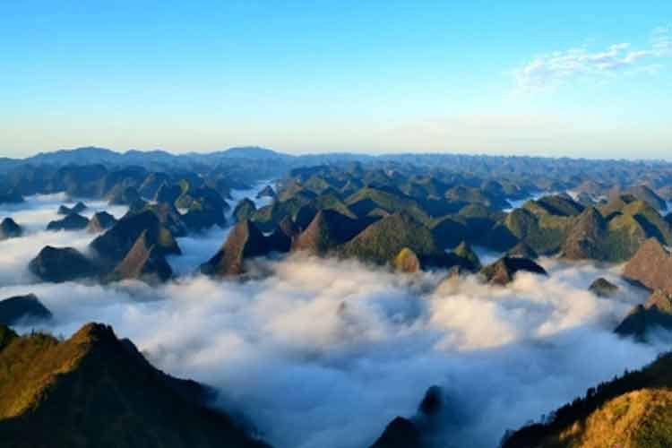 冊亨冗峰坪自然風景名勝區(qū)
